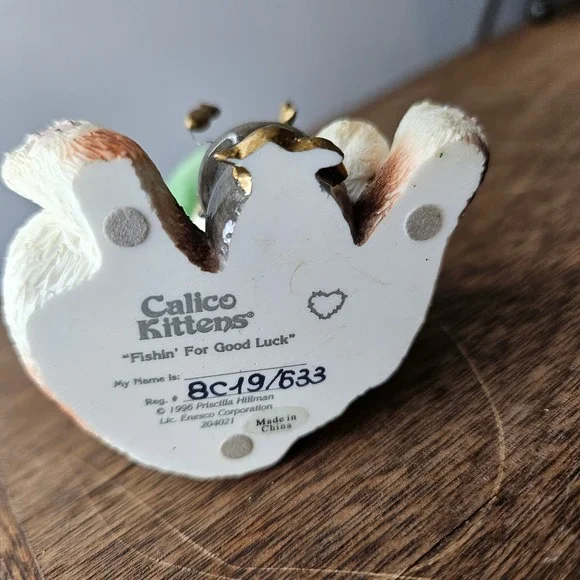 Enesco Calico Kitten Fishin For Good Luck 1996 Priscilla Hillman Figurine 204021 - Picture 5 of 6